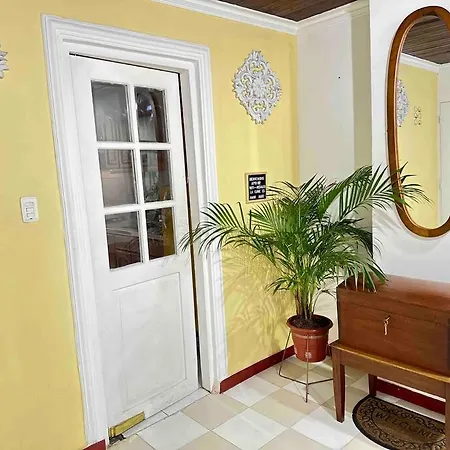 Acogedor, Con La Mejor Ubicacion Y Patio Privado